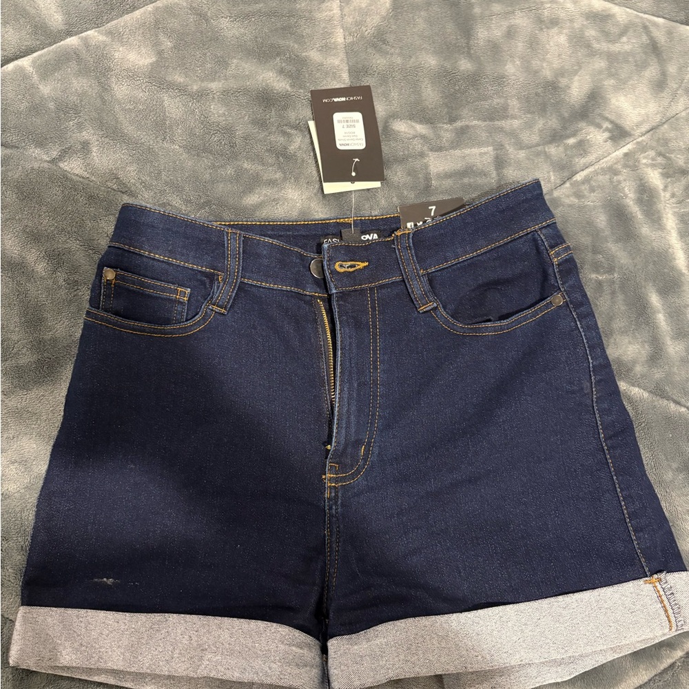 Brand New FASHION NOVA Shorts